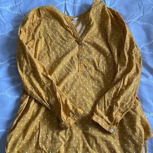Old Navy XL Yellow and White Polka Dot Shirt